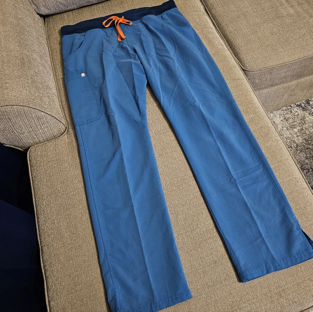 Figs Kade Cargo Blue Classic Straight Leg Scrub Pants Size XL Tall